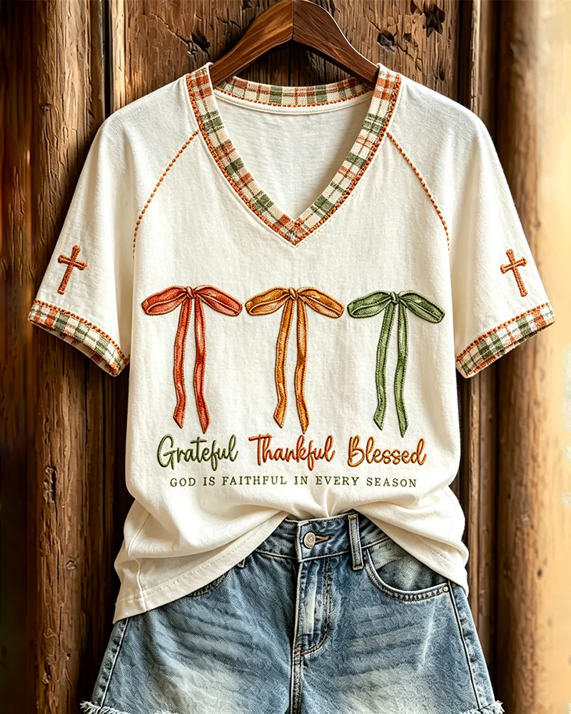 God Is Faithful In Every Season Print V-neck Short Sleeve Tshirt