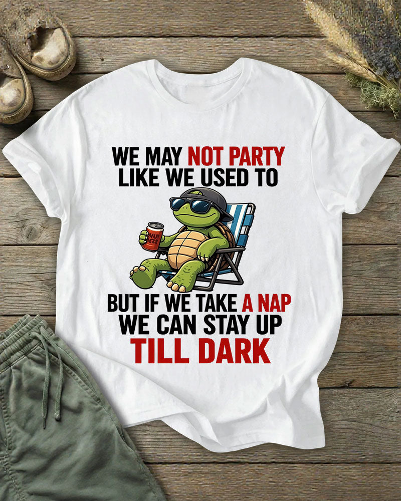 Middle-aged Lying Flat Turtle Naps Stay Up Late To Laugh At Himself Funny Printed T-shirt
