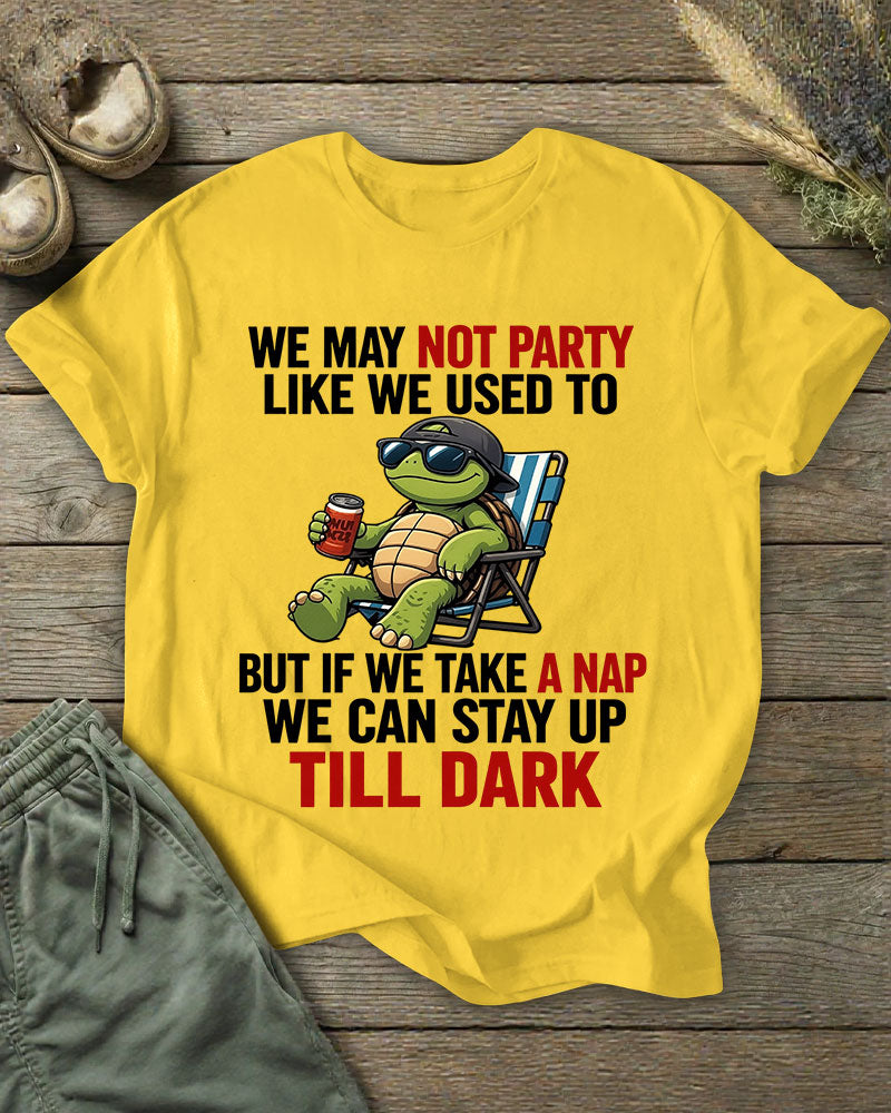 Middle-aged Lying Flat Turtle Naps Stay Up Late To Laugh At Himself Funny Printed T-shirt