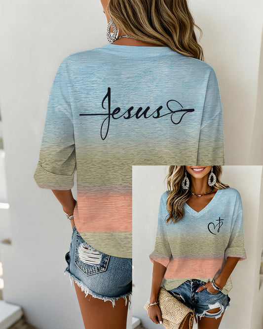 Three-Color Gradient Heart And Cross Print V-Neck 3/4-Sleeve Loose-Fit T-Shirt